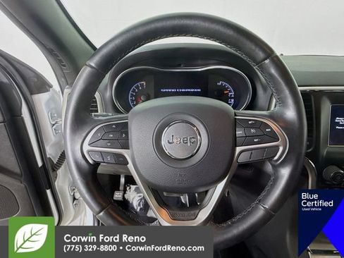 Used 2019 Jeep Grand Cherokee Laredo AWD/4WD image 14