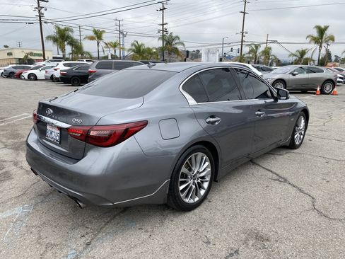 Used 2019 INFINITI Q50 Luxe w/ Essential Package (3.0T Luxe) RWD image 8