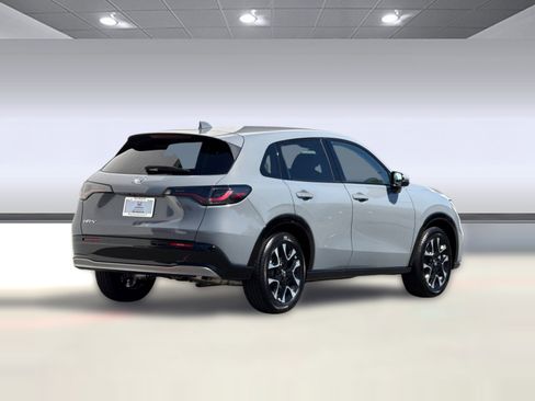 Certified 2026 Honda HR-V EX-L image 9