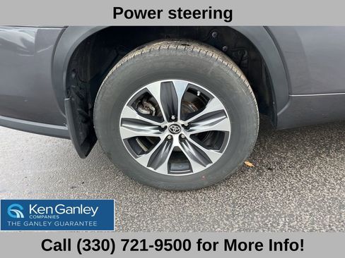 Used 2024 Toyota Highlander XLE image 22