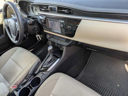 Used 2016 Toyota Corolla LE FWD image 31