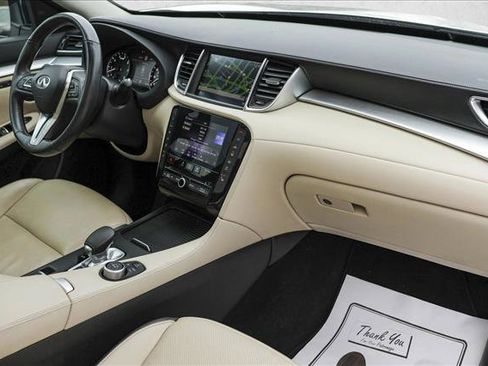 Used 2021 INFINITI QX50 Essential w/ Convenience Package image 28