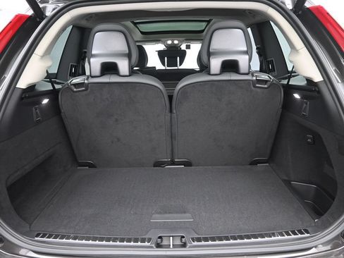 New 2025 Volvo XC90 B6 Plus w/ Protection Package Premier AWD/4WD image 28