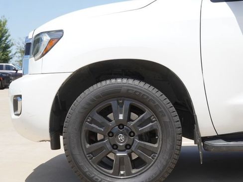 Used 2020 Toyota Sequoia TRD Sport w/ TRD Sport Premium Package RWD image 5