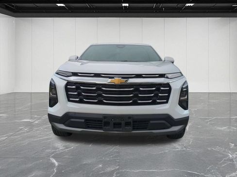 Used 2025 Chevrolet Equinox LT FWD image 8