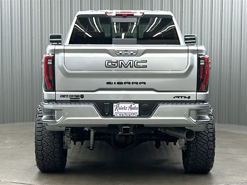 Used 2026 GMC Sierra 2500 AT4 w/ AT4 Preferred Package image 4