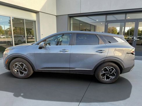 Used 2025 Kia Sportage LX image 8