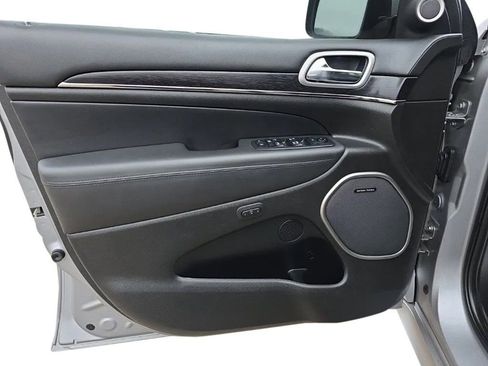 Used 2018 Jeep Grand Cherokee High Altitude image 11