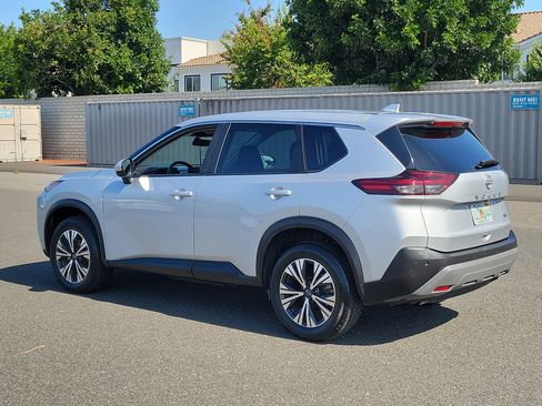 Used 2023 Nissan Rogue SV FWD image 27