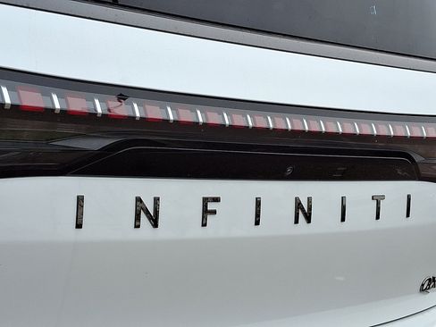 New 2026 INFINITI QX80 Autograph image 22
