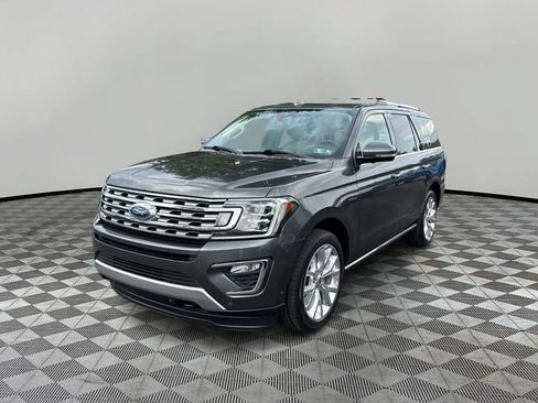 Used 2018 Ford Expedition Limited w/ Equipment Group 302A AWD/4WD image 2