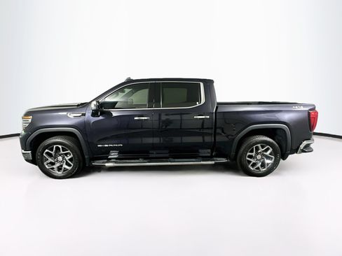 Used 2022 GMC Sierra 1500 SLT AWD/4WD image 4