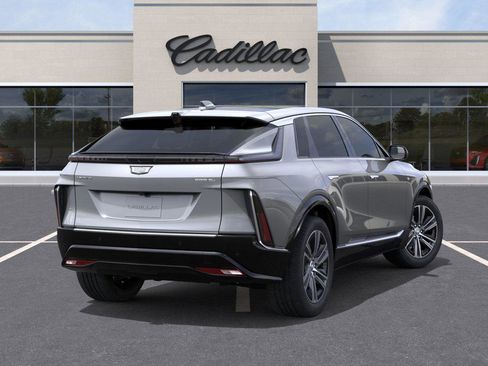 New 2026 Cadillac Lyriq Premium Luxury image 5