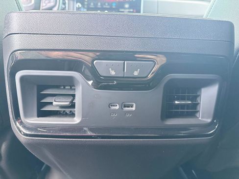 Used 2024 GMC Sierra 1500 AT4 w/ Technology Package image 16