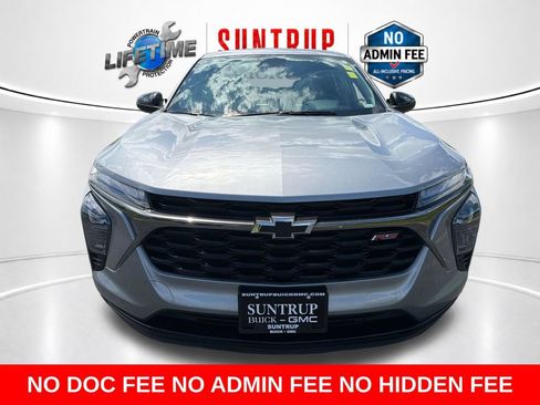 Used 2025 Chevrolet Trax RS w/ Driver Confidence Package FWD image 10