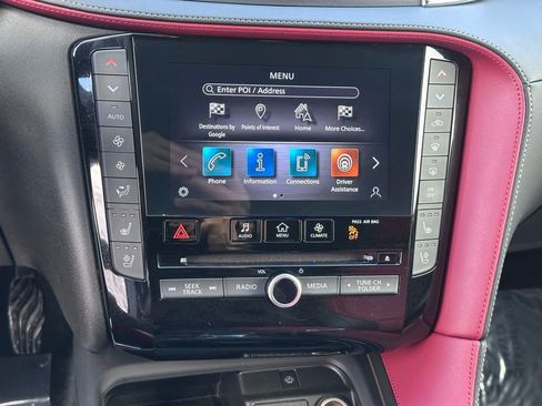 Used 2023 INFINITI QX50 Sport image 17