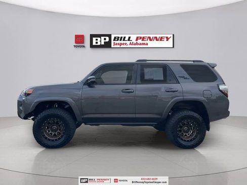 Used 2019 Toyota 4Runner TRD Off-Road Premium image 2