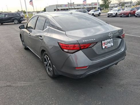 Used 2025 Nissan Sentra SV FWD image 11