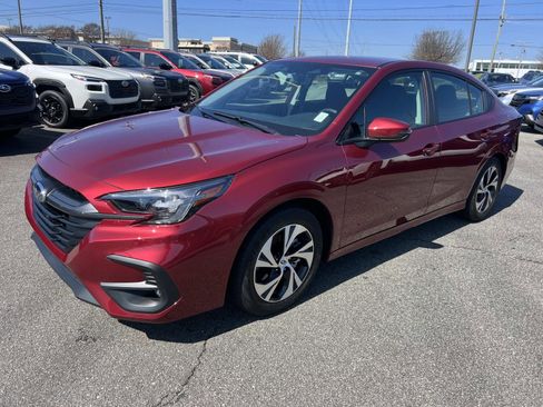 Used 2025 Subaru Legacy Premium image 3