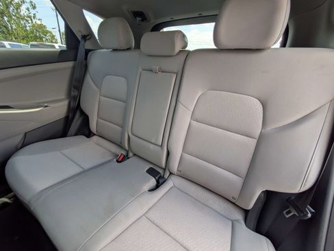 Used 2018 Hyundai Tucson Value w/ Cargo Package FWD image 9
