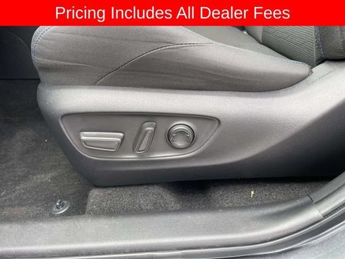 Used 2023 Toyota RAV4 SE AWD/4WD image 21