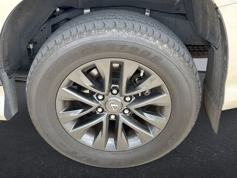Used 2023 Lexus GX 460 Premium w/ Premium Package AWD/4WD image 31