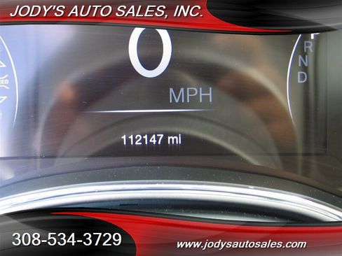 Used 2019 Jeep Grand Cherokee Laredo AWD/4WD image 11