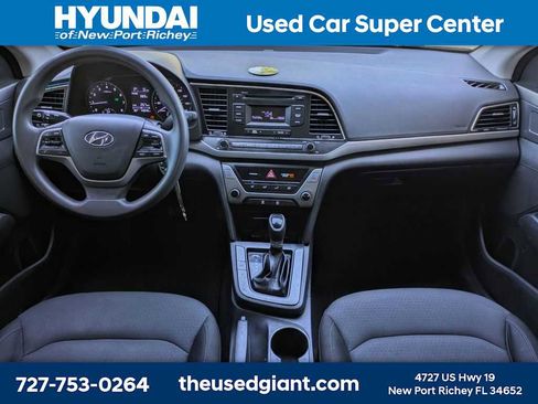 Used 2018 Hyundai Elantra SE FWD image 15