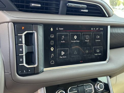 Used 2023 GMC Yukon XL Denali AWD/4WD image 23