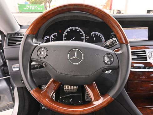 Used 2010 Mercedes-Benz CL 550 4MATIC image 20