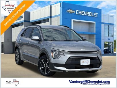 Used 2025 Kia Niro LX