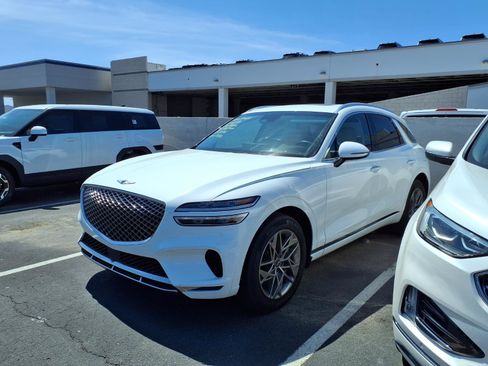 Certified 2024 Genesis GV70 2.5T w/ Select Package AWD/4WD image 1