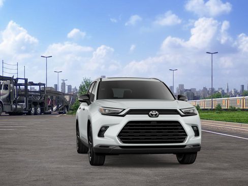 New 2026 Toyota Grand Highlander AWD Hybrid image 18
