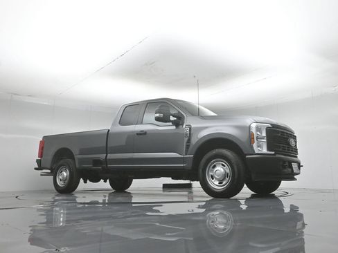 Certified 2025 Ford F250 XL RWD image 4
