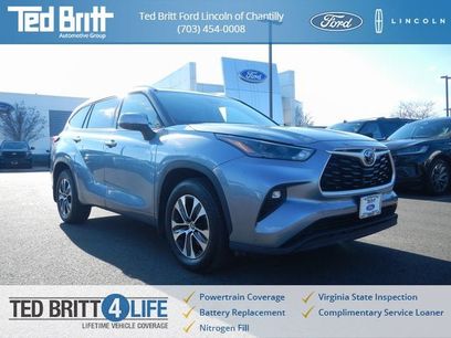 Used 2022 Toyota Highlander XLE