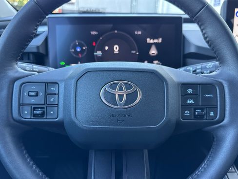 Used 2026 Toyota RAV4 XLE Premium FWD image 29