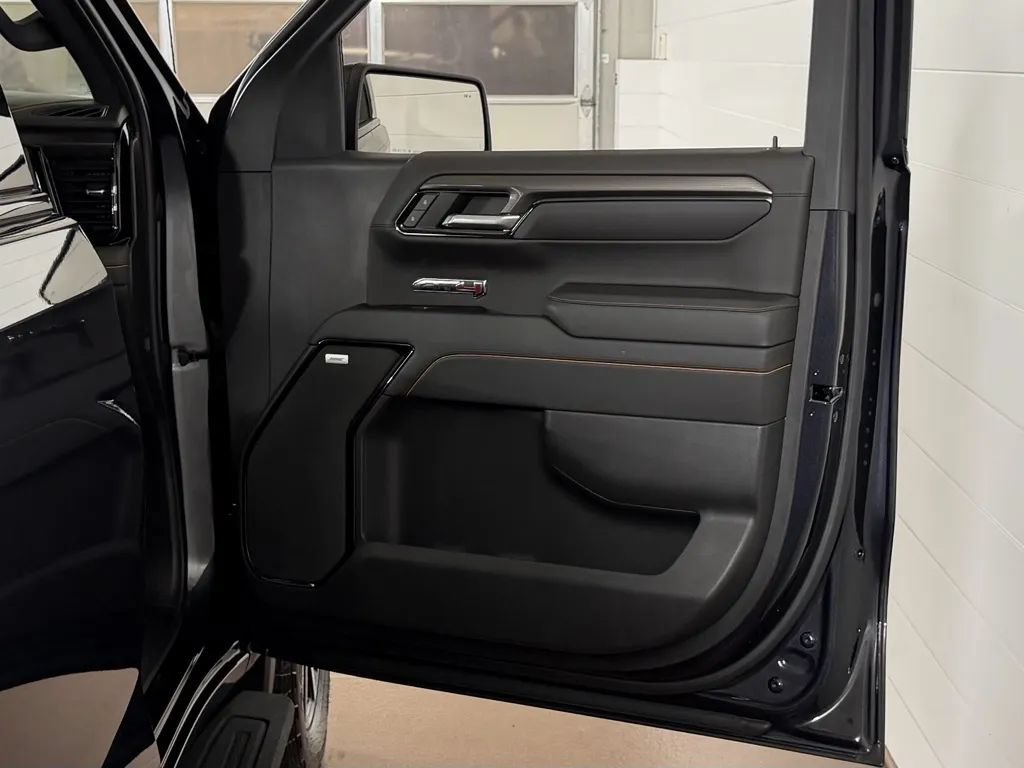 Used 2022 GMC Sierra 1500 AT4 w/ AT4 Premium Package AWD/4WD image 45