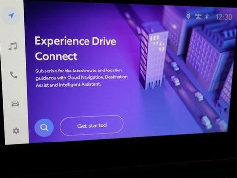 Certified 2025 Toyota Camry SE image 23