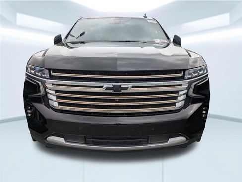 Used 2021 Chevrolet Tahoe High Country w/ Premium Package AWD/4WD image 4