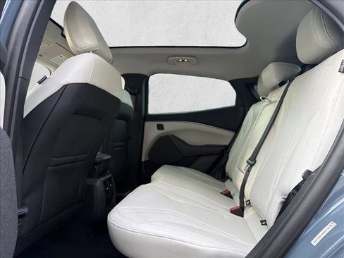 Used 2023 Ford Mustang Mach-E Premium image 15