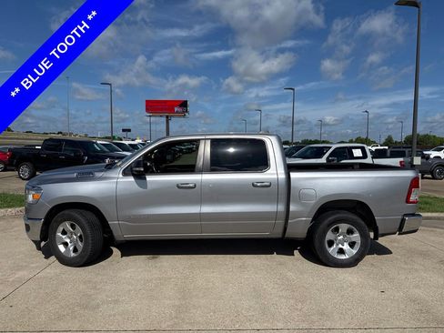 Used 2019 RAM 1500 Big Horn RWD image 3