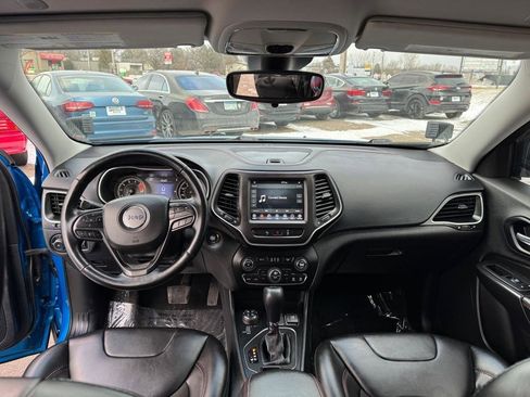 Used 2021 Jeep Cherokee Trailhawk w/ Trailer Tow Group image 38