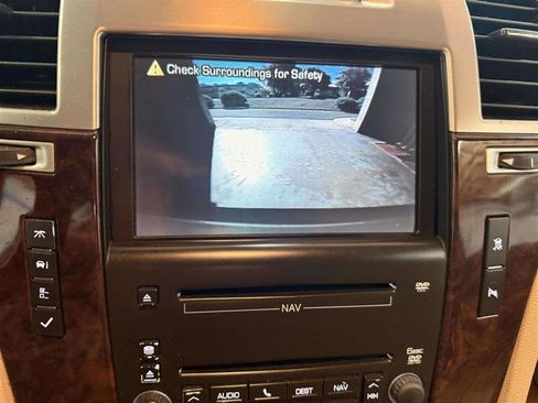 Used 2009 Cadillac Escalade AWD image 33