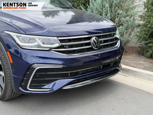 Used 2022 Volkswagen Tiguan SEL R-Line AWD/4WD image 9