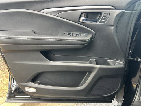 Certified 2023 Honda Ridgeline RTL-E image 22