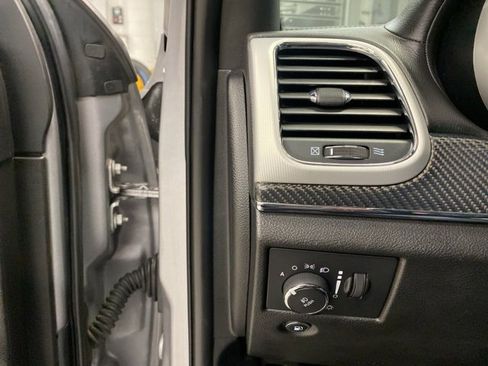 Used 2020 Jeep Grand Cherokee SRT image 14