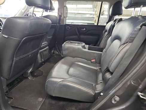 Used 2024 INFINITI QX80 Luxe AWD/4WD image 10