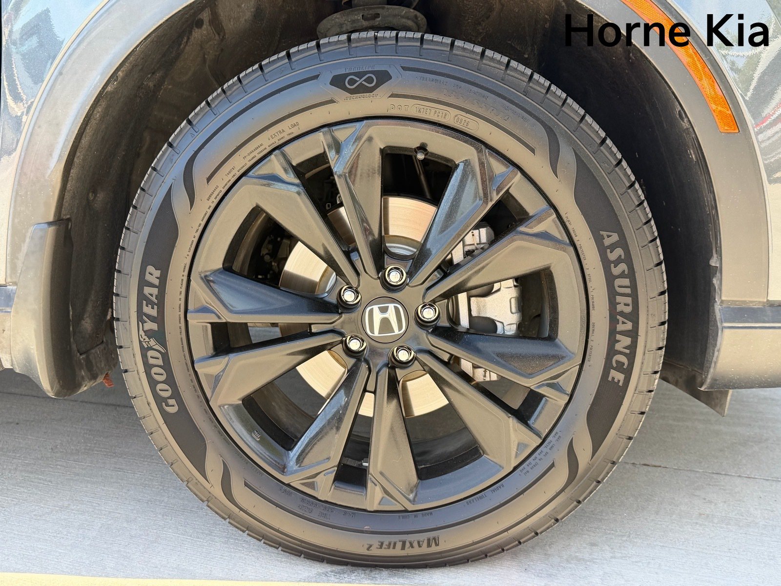 Used 2023 Honda CR-V Sport Touring image 8