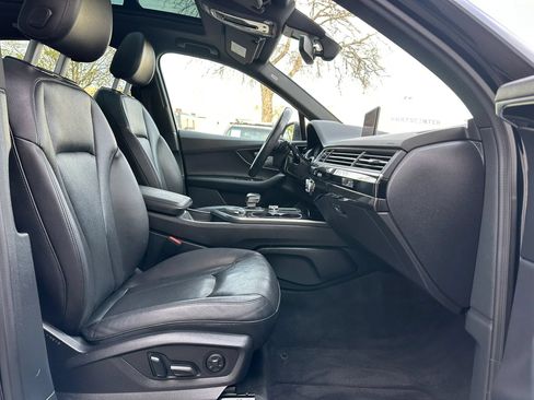 Used 2017 Audi Q7 3.0T Premium Plus AWD/4WD image 28