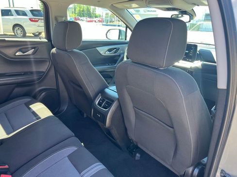 Used 2024 Chevrolet Blazer LT w/ Convenience Package FWD image 13